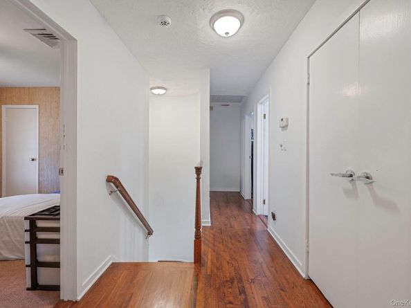 19 Dumond Place, Coram NY 11727