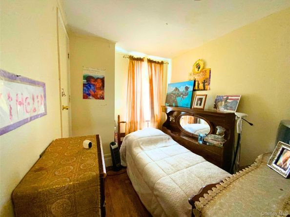 552 Beach 68th Street, Arverne NY 11692