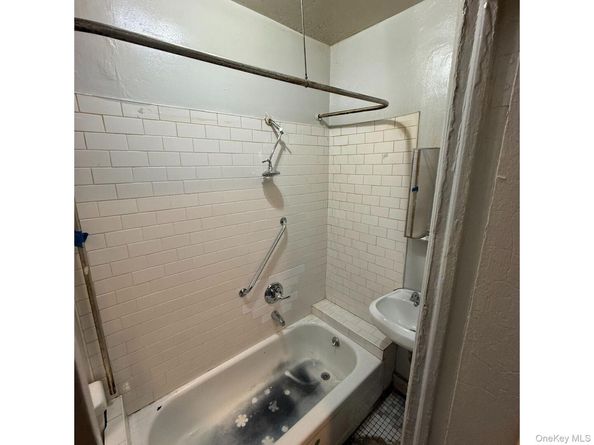 501 W 156th Street 22, New York (Manhattan) NY 10032