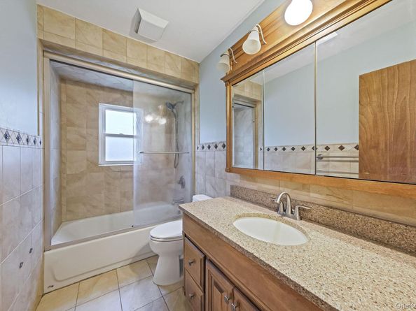 175 Pleasant Street, Ronkonkoma NY 11779