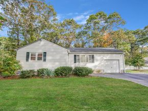 175 Pleasant Street, Ronkonkoma NY 11779