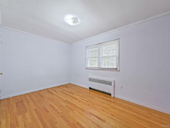 175 Pleasant Street, Ronkonkoma NY 11779