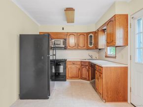 175 Pleasant Street, Ronkonkoma NY 11779