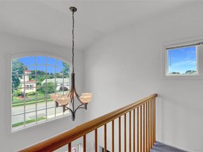 23 Lillian Lane, Plainview NY 11803