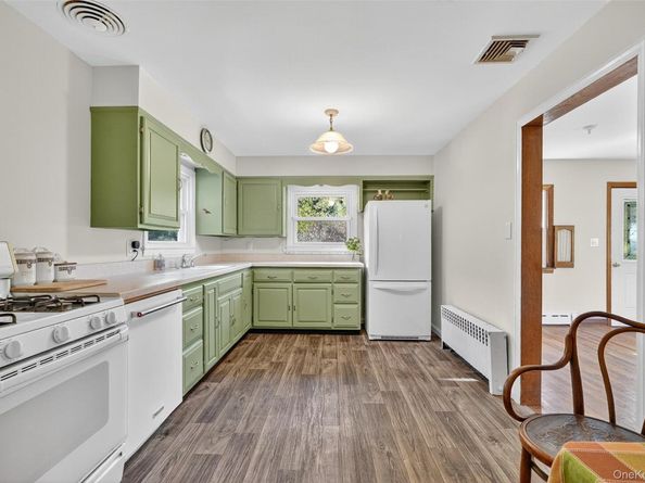 520 Elizabeth Road, Yorktown Heights NY 10598