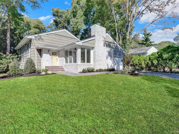 19 Millford Drive, Locust Valley NY 11560