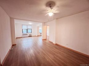 15272 Melbourne Avenue 3A, Flushing NY 11367
