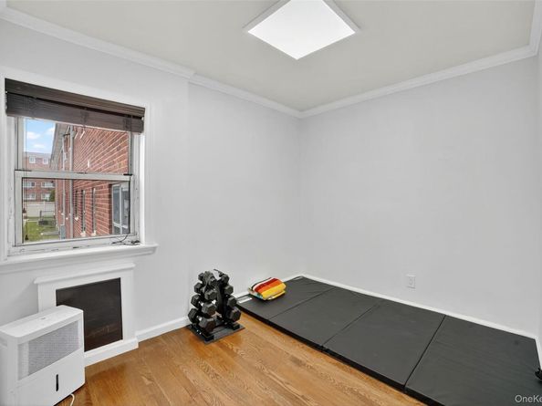 189 Drake Avenue 1B, New Rochelle NY 10805
