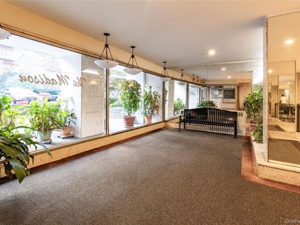 52-30 39th Drive 7F, Woodside NY 11377