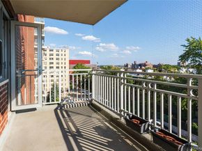 52-30 39th Drive 7F, Woodside NY 11377