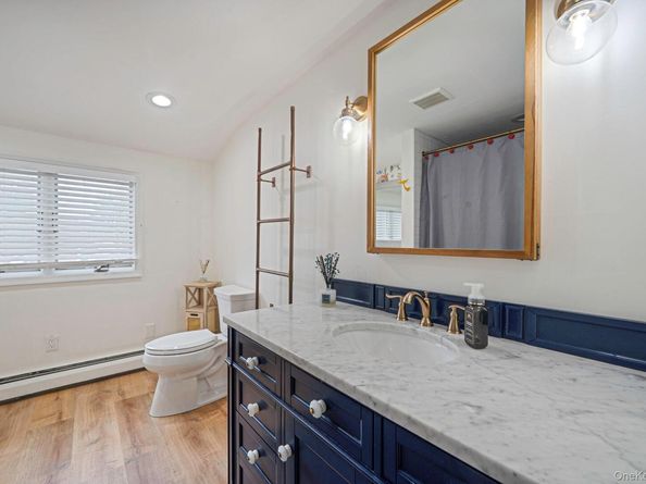 8 Linden Street, Coram NY 11727