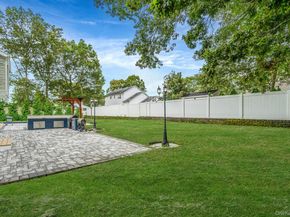 8 Linden Street, Coram NY 11727