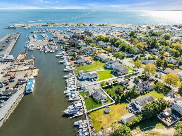 97 Ocean Avenue, Bay Shore NY 11706