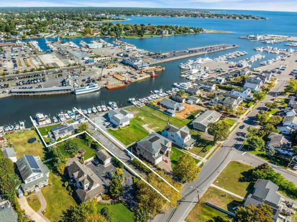 97 Ocean Avenue, Bay Shore NY 11706