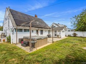 236 Duckpond Drive S, Wantagh NY 11793