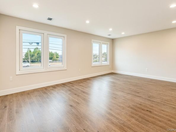 437 Sunrise Highway, West Babylon NY 11704
