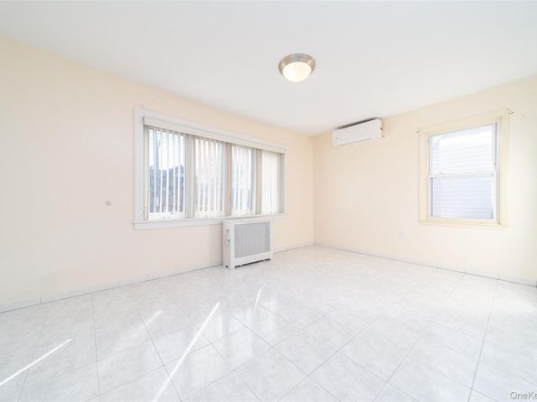 151-25 21 Avenue, Whitestone NY 11357