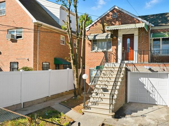 2943 Yates Avenue, Bronx NY 10469
