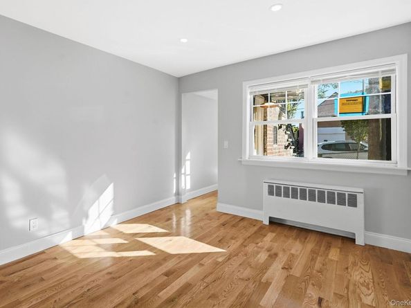 2943 Yates Avenue, Bronx NY 10469