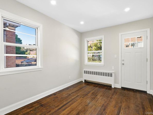 2943 Yates Avenue, Bronx NY 10469