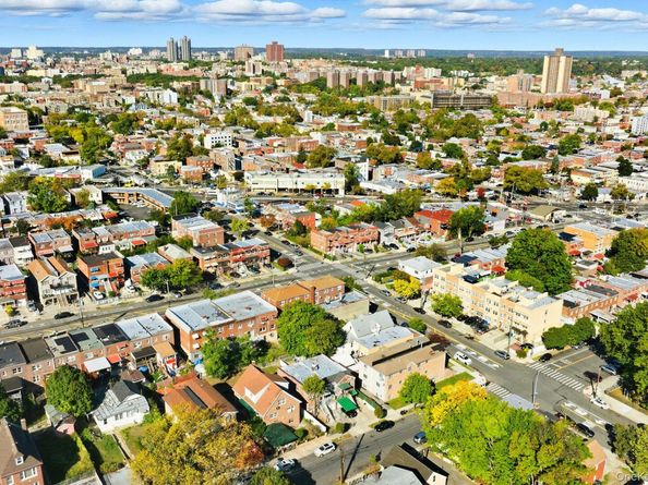 2943 Yates Avenue, Bronx NY 10469