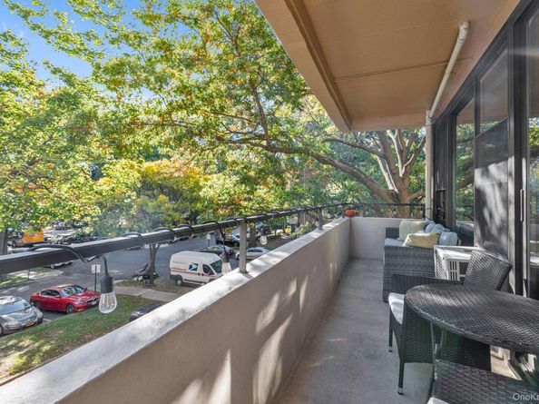 162-11 9th ave 3D, Beechhurst NY 11357