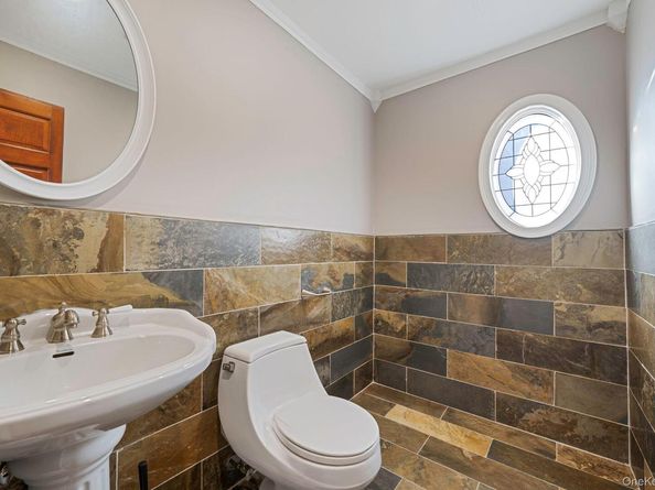 1655 Stein Drive, Bay Shore NY 11706