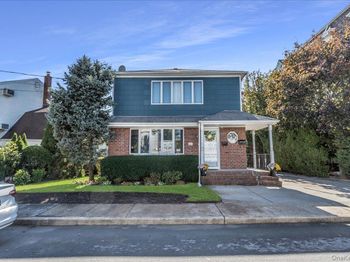 12 Roxy Place
