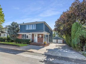 12 Roxy Place, Lynbrook NY 11563