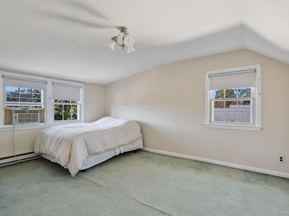 29 Summit Avenue, Lynbrook NY 11563