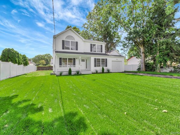 112 Chanel Drive E, Shirley NY 11967