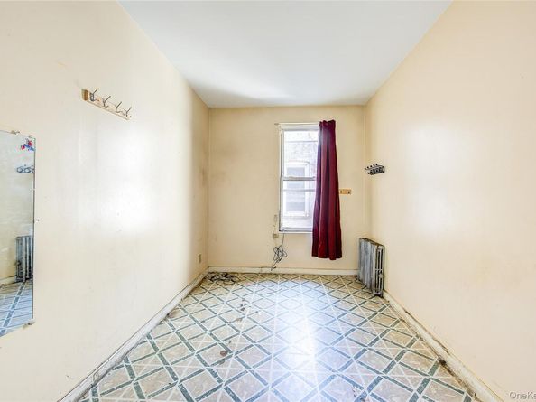 1701 Gates Avenue, Ridgewood NY 11385