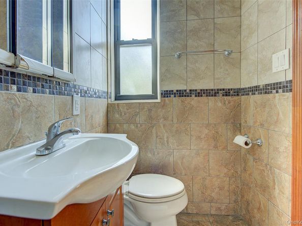 1701 Gates Avenue, Ridgewood NY 11385