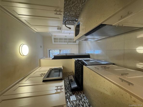 35-64 89th Street, Jackson Heights NY 11372