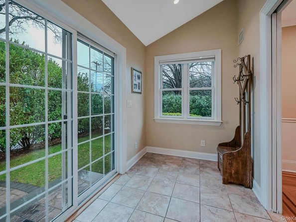 100 Cedar Avenue, Rockville Centre NY 11570