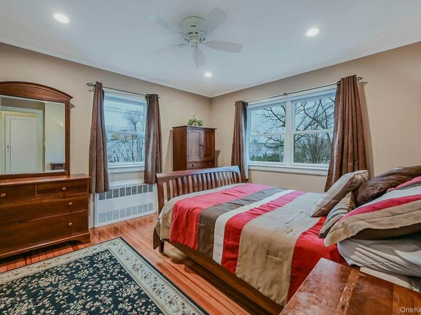 100 Cedar Avenue, Rockville Centre NY 11570