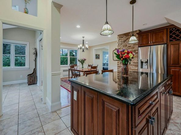 100 Cedar Avenue, Rockville Centre NY 11570