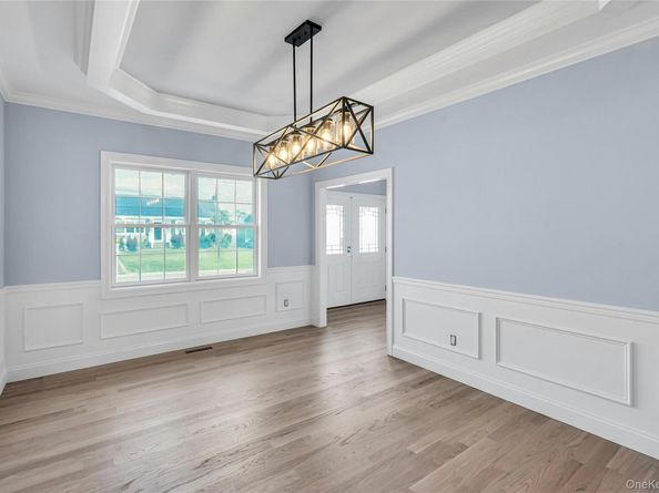 68 Caroline Street, Bethpage NY 11714