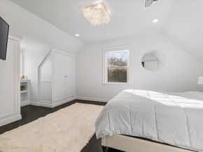 19 W Tiana Road, Hampton Bays NY 11946