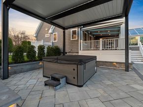 19 W Tiana Road, Hampton Bays NY 11946