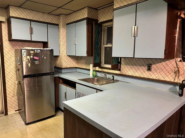 2902 Baisley Avenue, Bronx NY 10461