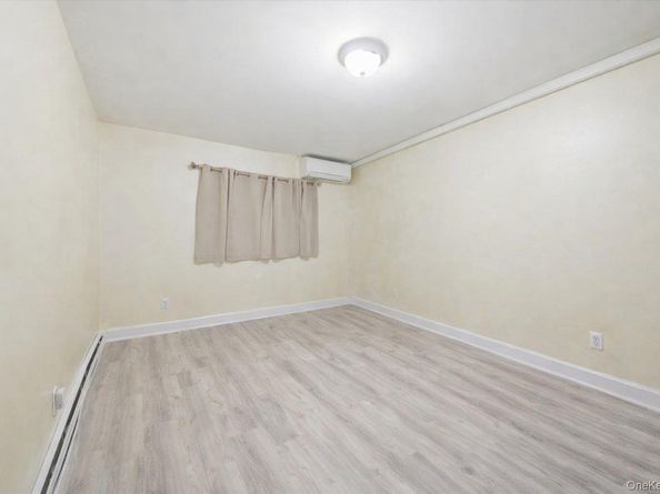 4077 Ely Avenue, Bronx NY 10466