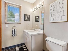 21 Captain Kidds Path, Montauk NY 11954