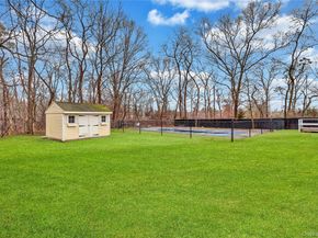 2 7th Street, Center Moriches NY 11934