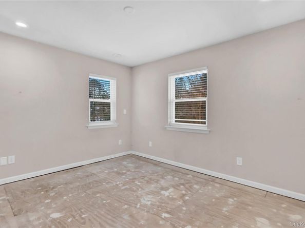2 7th Street, Center Moriches NY 11934