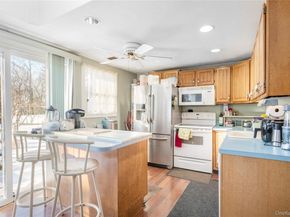 378 Mac Arthur Boulevard, Hauppauge NY 11788