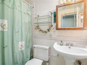 378 Mac Arthur Boulevard, Hauppauge NY 11788