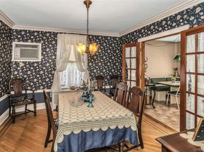 8 3rd Place, Garden City NY 11530