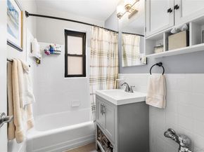 640 Pelham Road 4G, New Rochelle NY 10805