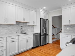 1079 Weaver Street, New Rochelle NY 10804